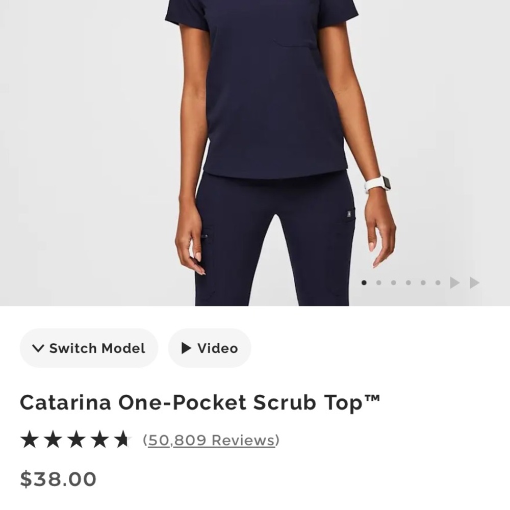 One-Pocket Scrub Top - Navy